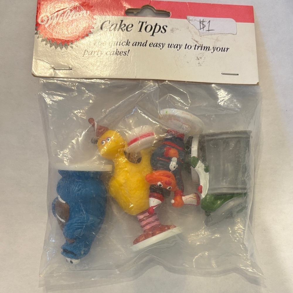 NEW VTG '87 Wilton Sesame Street Cake Toppers  Ernie Bert Oscar Cookie Big Bird